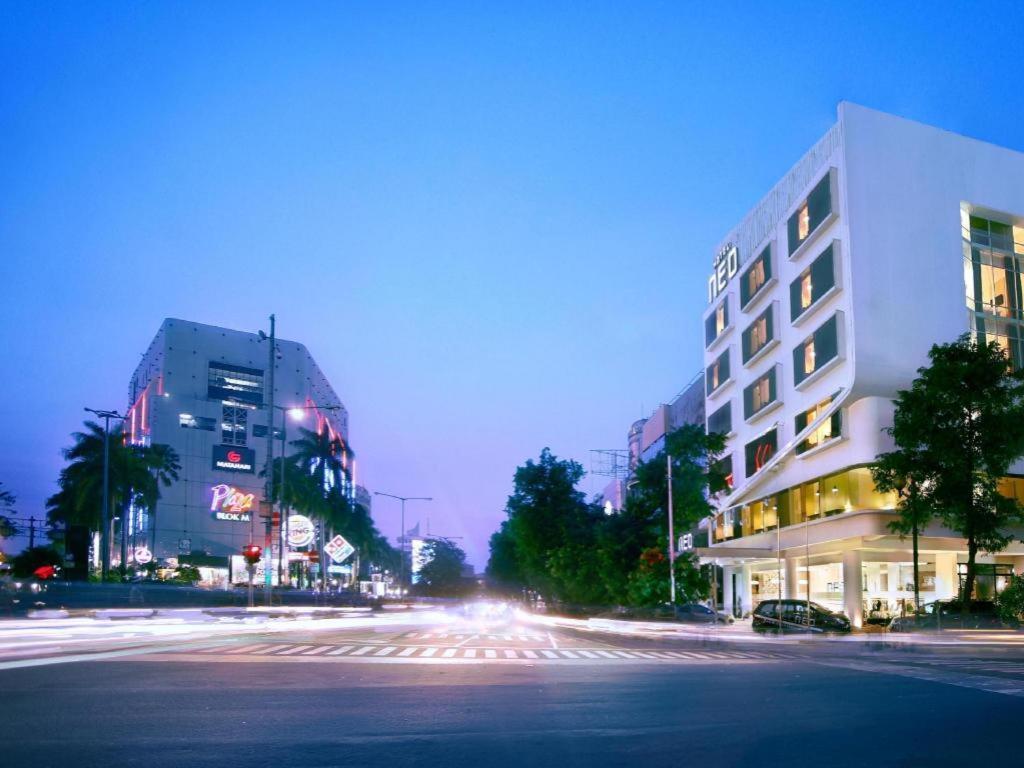 Hotel Neo Melawai By Aston Jakarta Exterior photo
