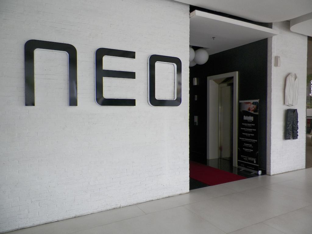 Hotel Neo Melawai By Aston Jakarta Exterior photo