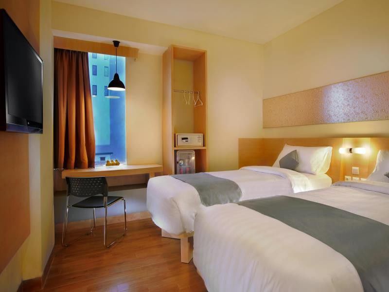 Hotel Neo Melawai By Aston Jakarta Exterior photo
